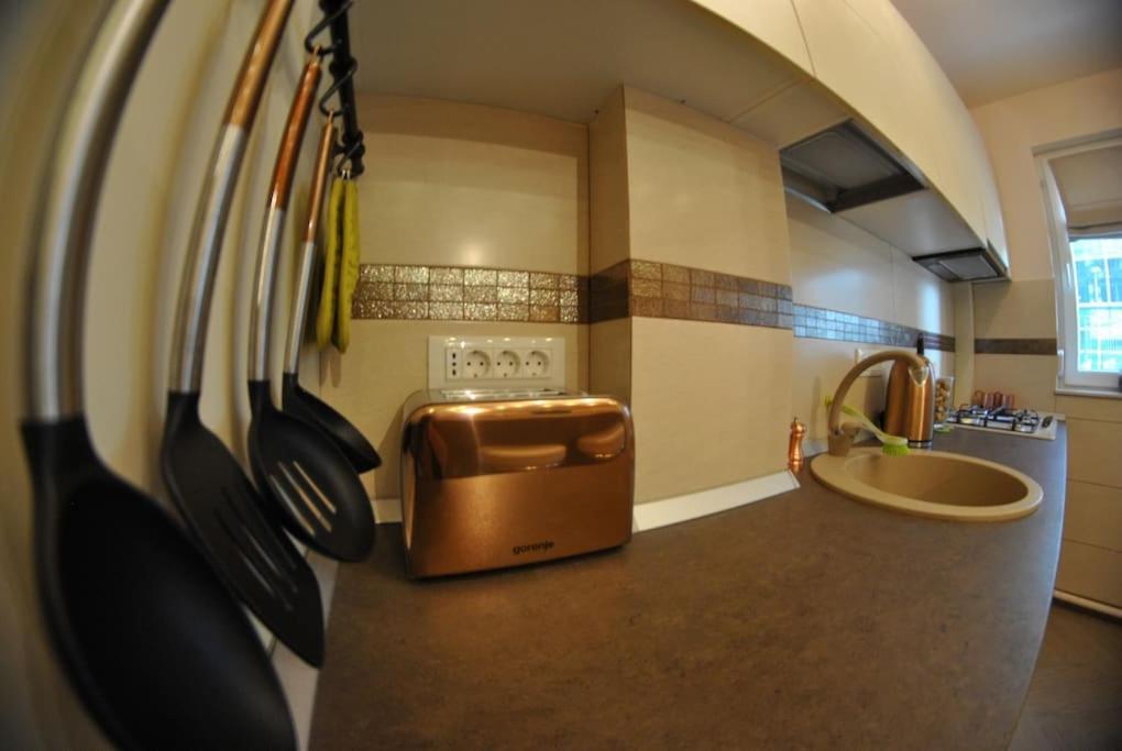 Modern & Central Apartment In North Of Boekarest Buitenkant foto